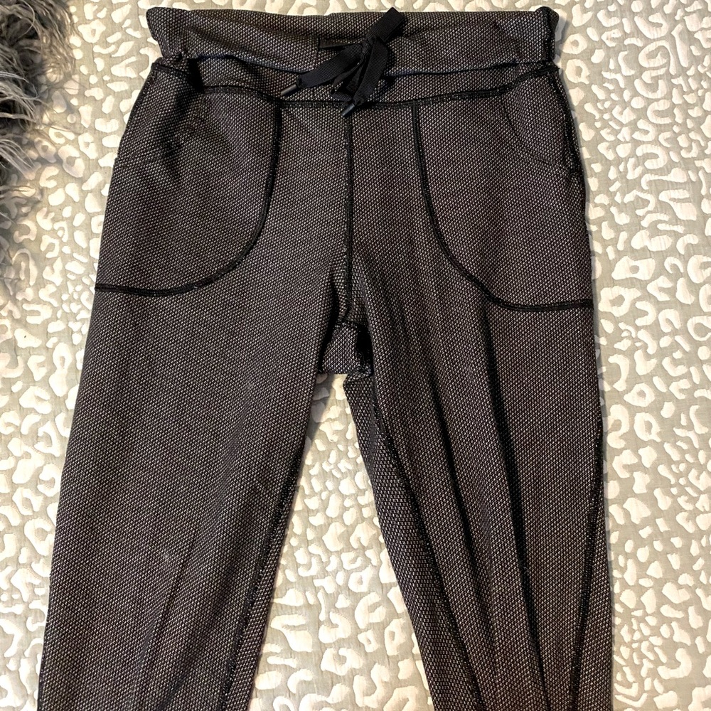 Lululemon straight leg leggings
